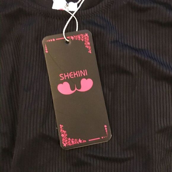 Shekini Scalloped Halter Swimsuit   - Picture 6 of 8